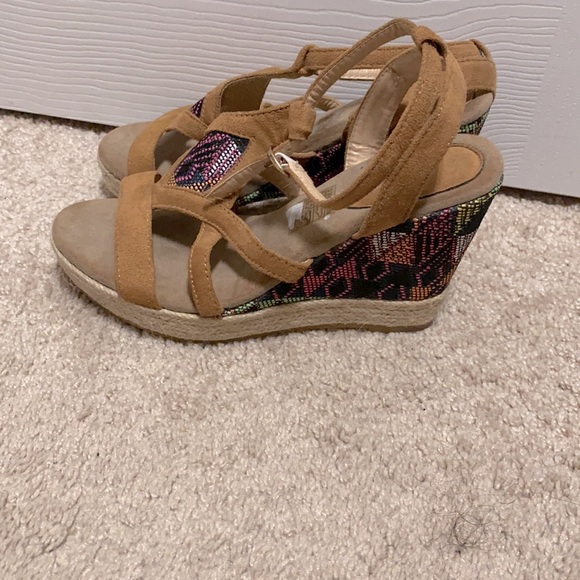 Wedges - Picture 2 of 3